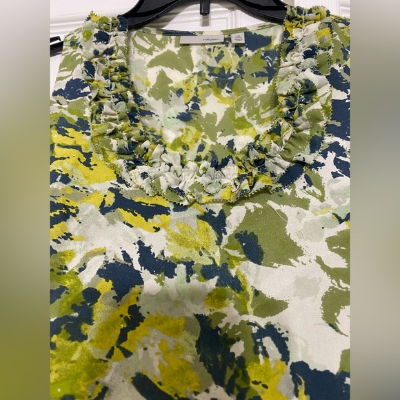 Halogen Floral Sleeveless Top - Green and Blue size XS petite - Picture 3 of 8